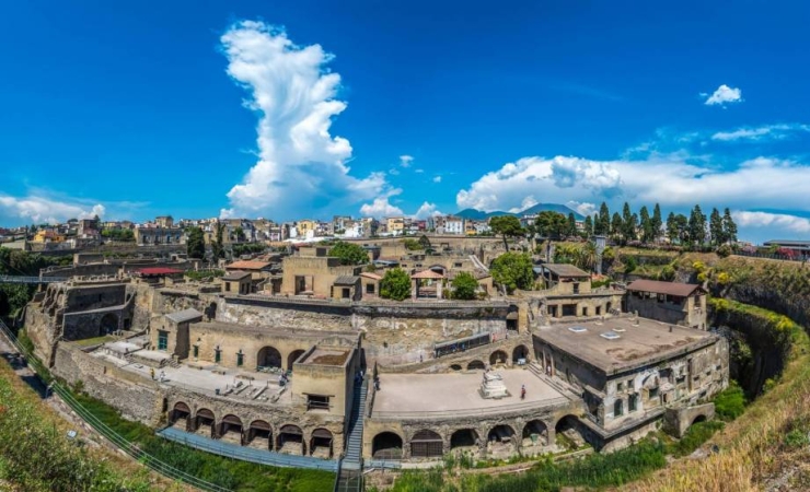 24.05 - 25.05:Ercolano e Isola di Capri Italia