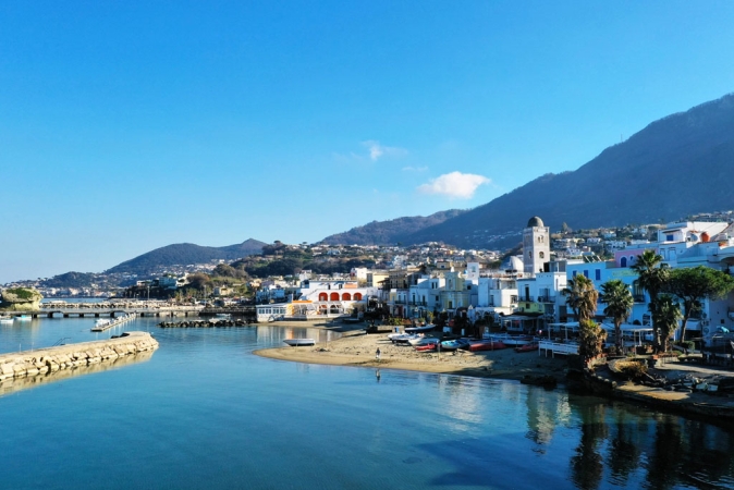 18.05 - 25.05: Ischia con bus incluso da Umbria e Lazio 
