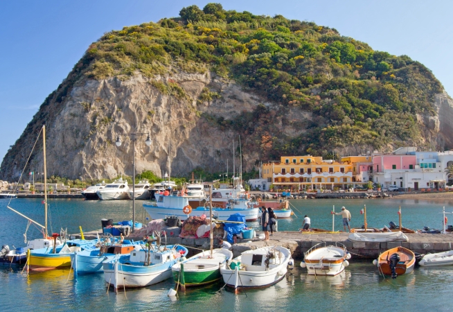 08.06 - 15.06: Ischia con bus incluso da Umbria e Lazio 