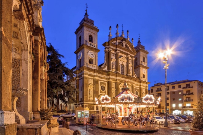 13.12 - 14.12: Mercatini e luci di Natale ai Castelli Romani Italia