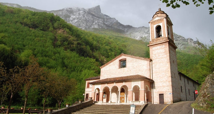 07.06: Santuario Madonna Ambro + Pranzo di pesce a Campofilone Gite 1 giorno