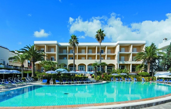 01.11 - 08.11: Isola d'Ischia - Hotel Terme Alexander 4* 